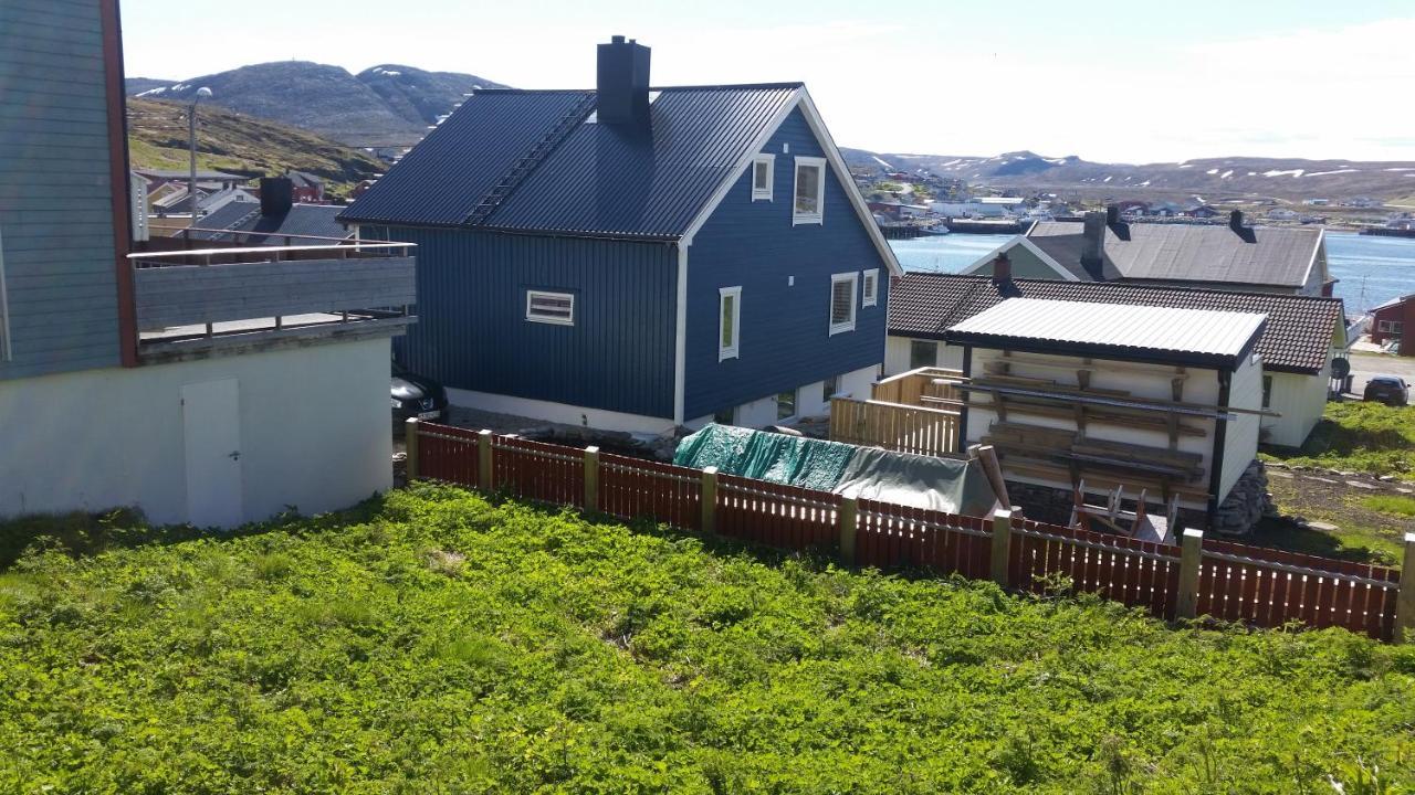 Blue House I At The End Of The World * Mehamn
